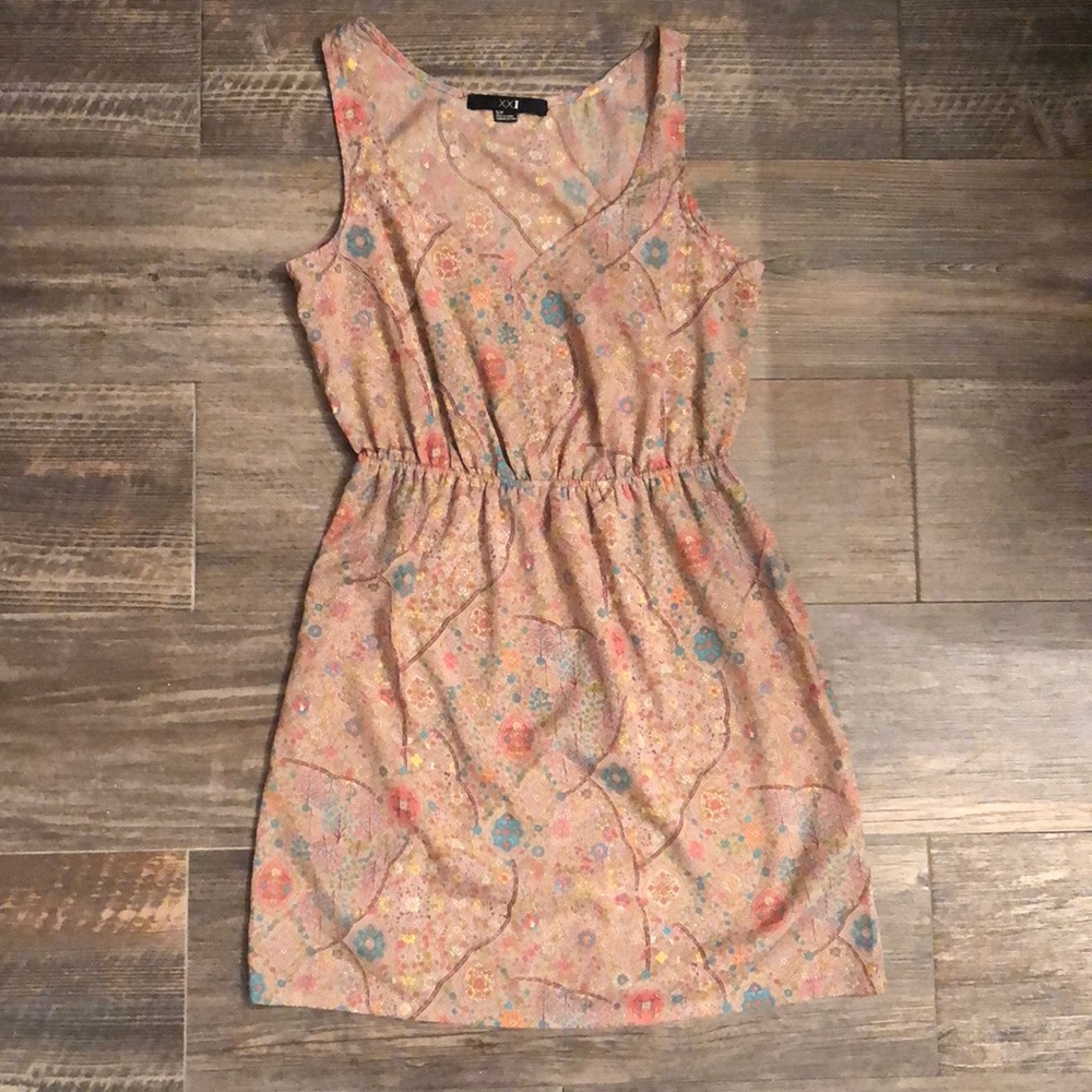 Cute summer dress!